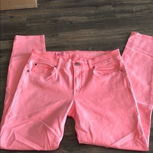 Neon Gap jeans